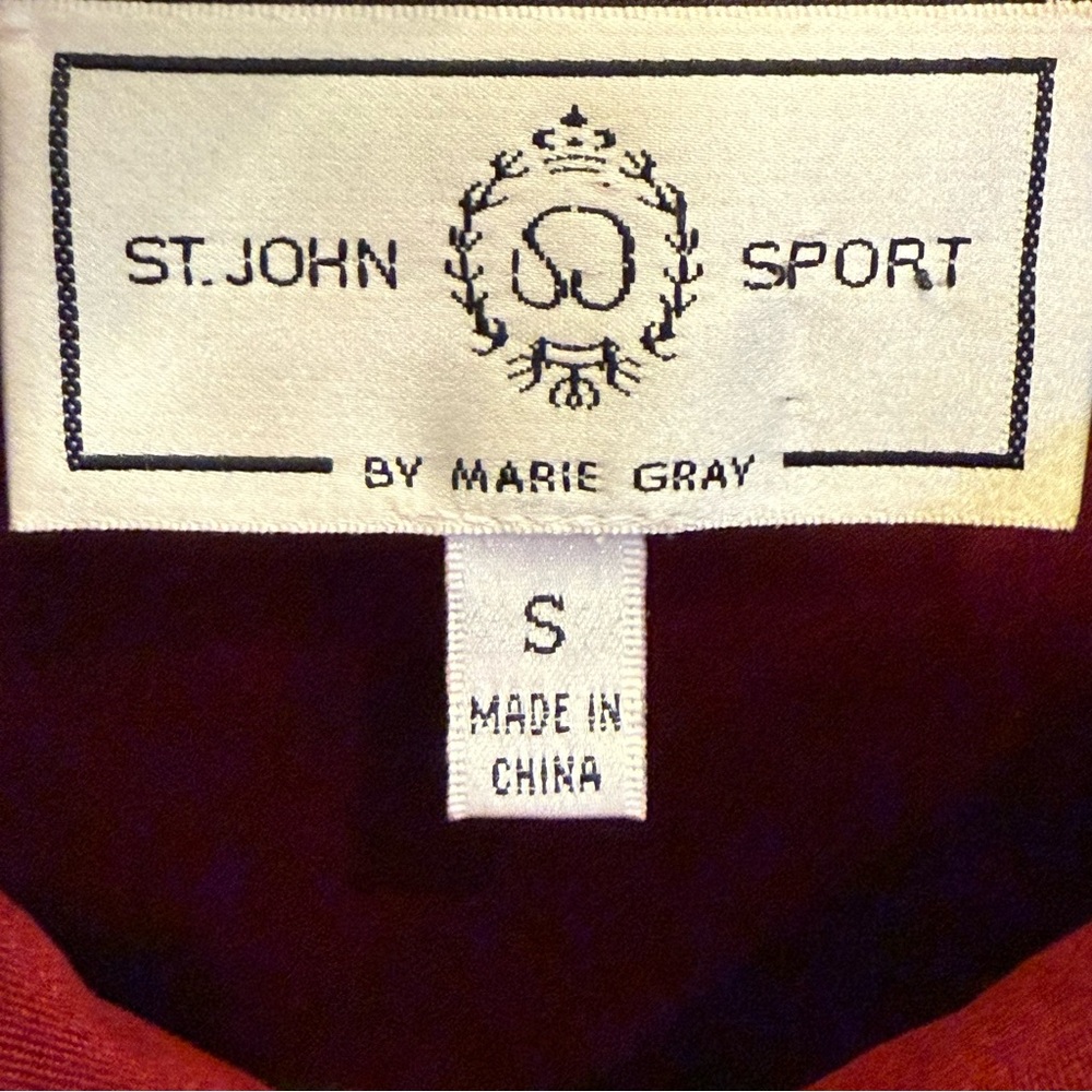 St. John Sport Crimson Vintage Military Inspired Blazer with Gold Accents sz S - Picture 9 of 13